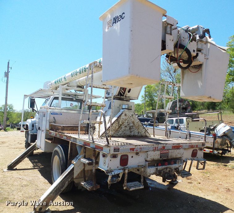 image for item DG5676 1992 Chevrolet Kodiak C6500 forestry bucket truck