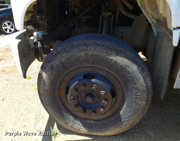 image for item DG5676 1992 Chevrolet Kodiak C6500 forestry bucket truck