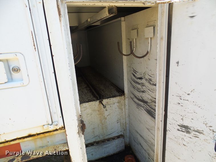 image for item DG5676 1992 Chevrolet Kodiak C6500 forestry bucket truck