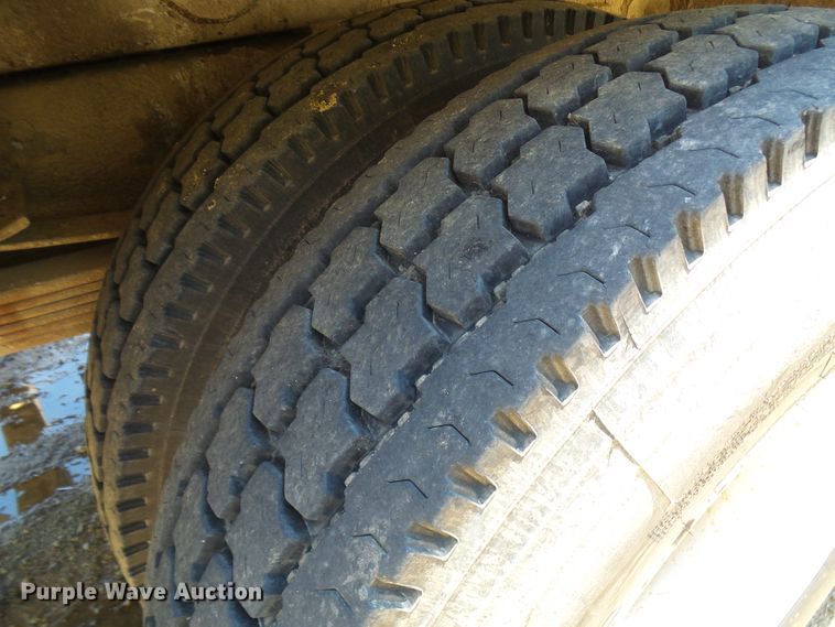 image for item DG5676 1992 Chevrolet Kodiak C6500 forestry bucket truck