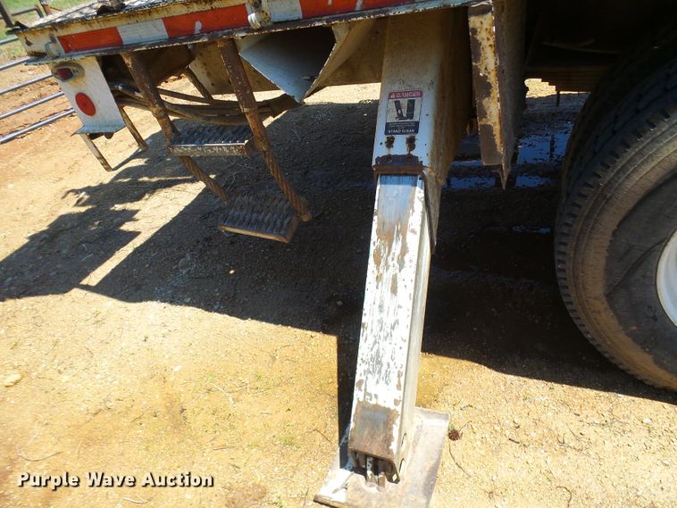 image for item DG5676 1992 Chevrolet Kodiak C6500 forestry bucket truck