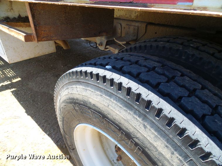 image for item DG5676 1992 Chevrolet Kodiak C6500 forestry bucket truck