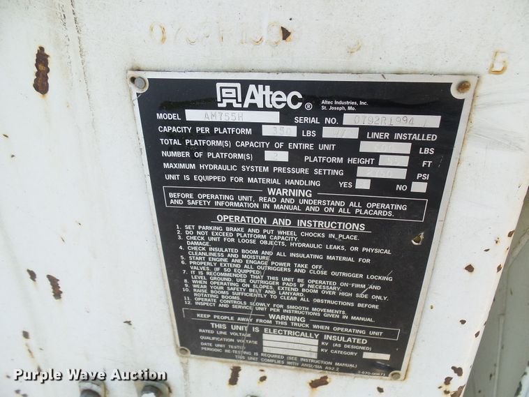 image for item DG5676 1992 Chevrolet Kodiak C6500 forestry bucket truck