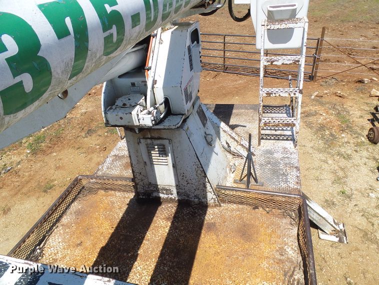 image for item DG5676 1992 Chevrolet Kodiak C6500 forestry bucket truck