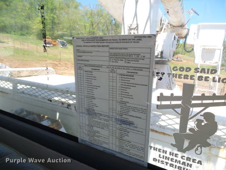 image for item DG5676 1992 Chevrolet Kodiak C6500 forestry bucket truck