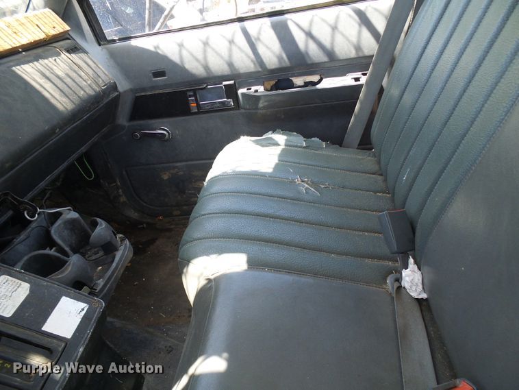 image for item DG5676 1992 Chevrolet Kodiak C6500 forestry bucket truck