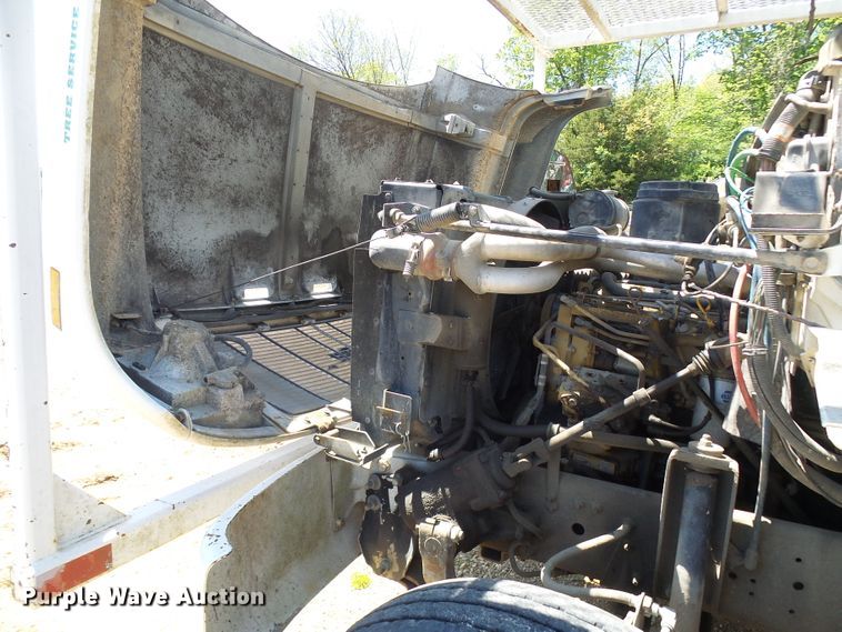 image for item DG5676 1992 Chevrolet Kodiak C6500 forestry bucket truck