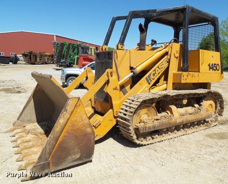 image for item DG5677 1977 Case 1450  crawler loader