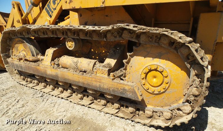 image for item DG5677 1977 Case 1450  crawler loader