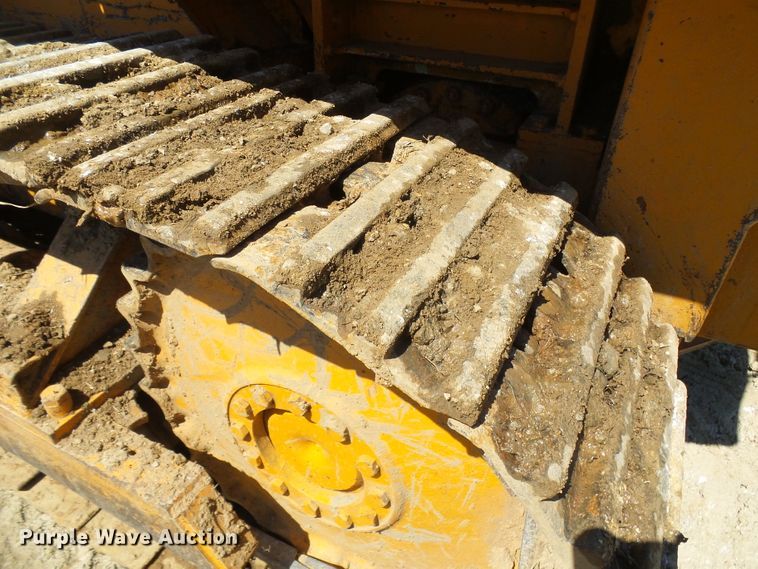 image for item DG5677 1977 Case 1450  crawler loader