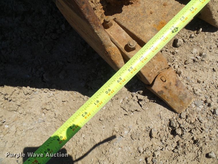 image for item DG5677 1977 Case 1450  crawler loader