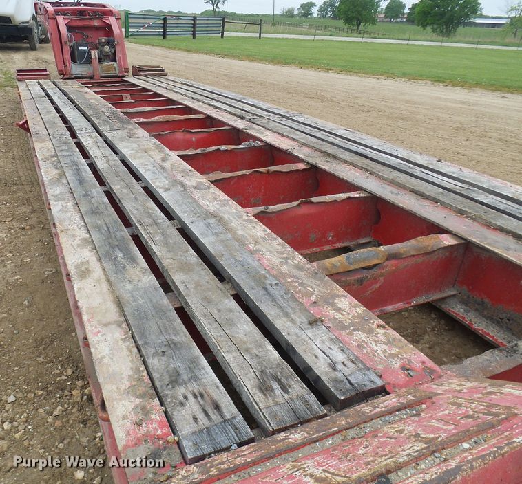 image for item DG5678 2004 Talbert T3DW-50SA-HRG-1-T1 lowboy equipment trailer