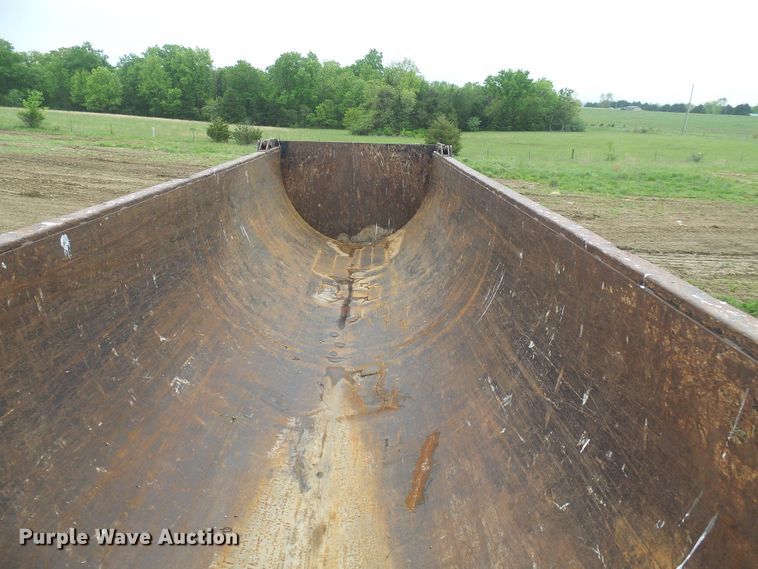 image for item DG5680 2000 Trail King SHRO-26 end dump trailer