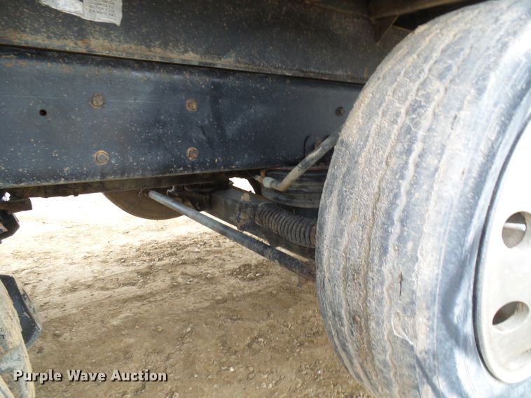 image for item DG5682 2006 International 7500   dump truck