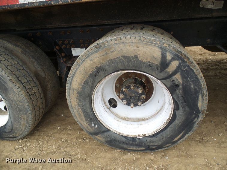 image for item DG5682 2006 International 7500   dump truck