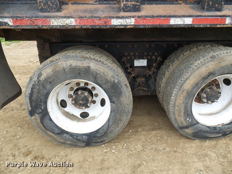 image for item DG5682 2006 International 7500   dump truck