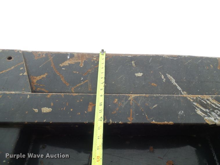 image for item DG5682 2006 International 7500   dump truck