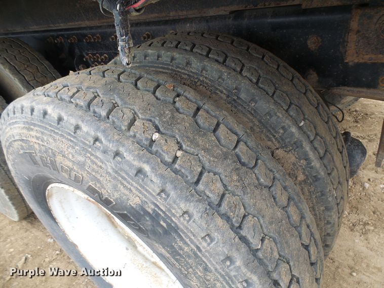 image for item DG5682 2006 International 7500   dump truck