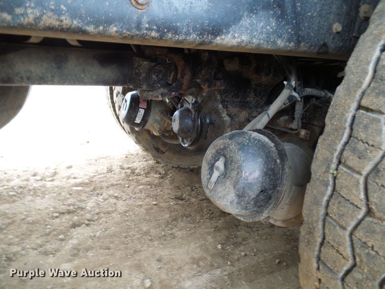 image for item DG5682 2006 International 7500   dump truck