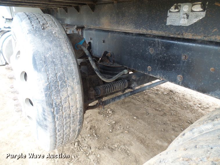 image for item DG5682 2006 International 7500   dump truck