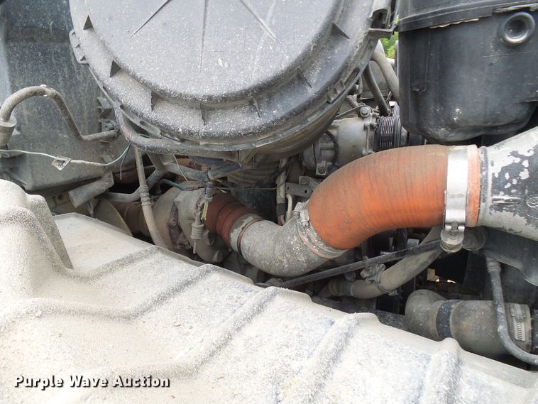 image for item DG5682 2006 International 7500   dump truck