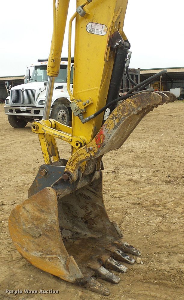 image for item DG5684 2016 Kobelco SK85CS-3  excavator