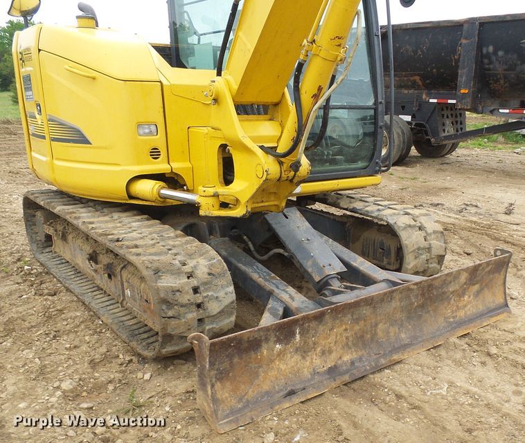 image for item DG5684 2016 Kobelco SK85CS-3  excavator