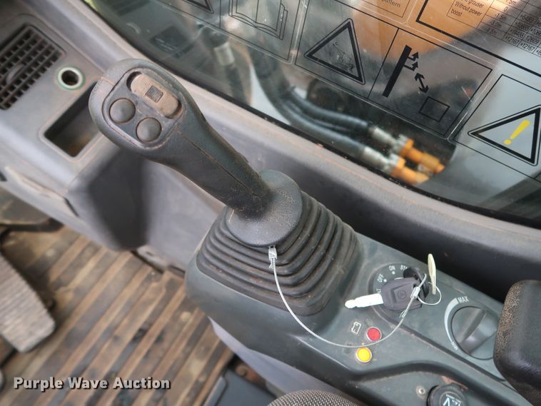 image for item DH0896 2013 Sany SY215C  excavator