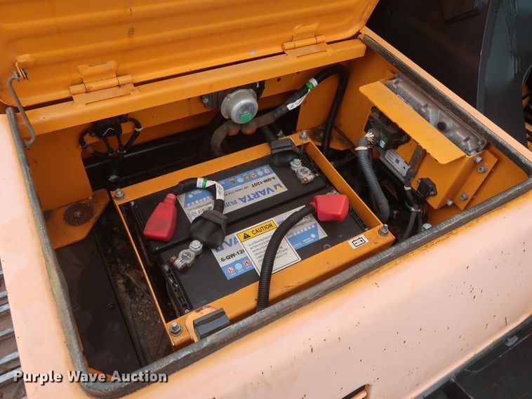 image for item DH0896 2013 Sany SY215C  excavator