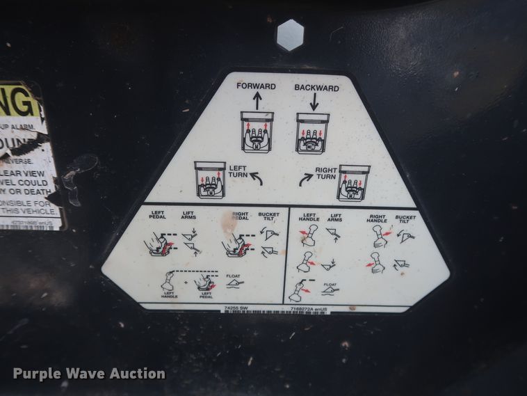 image for item DH0899 2013 Bobcat T650  tracked skid steer loader