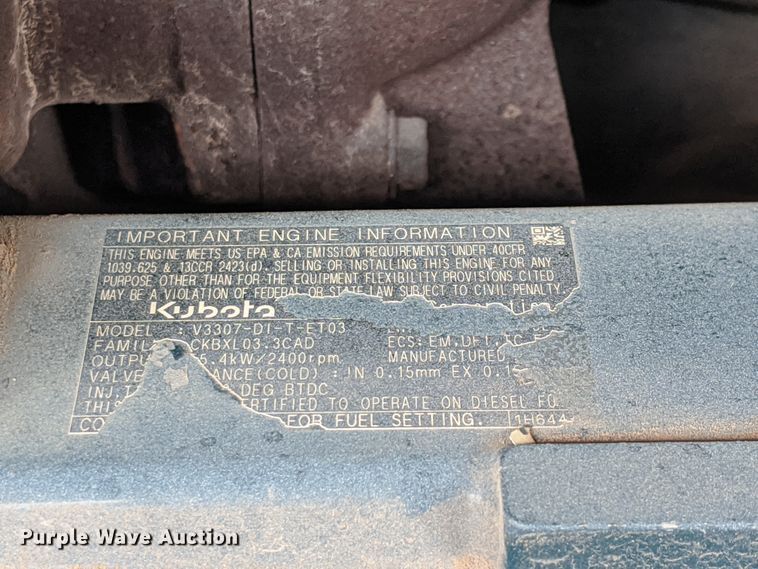 image for item DH0899 2013 Bobcat T650  tracked skid steer loader