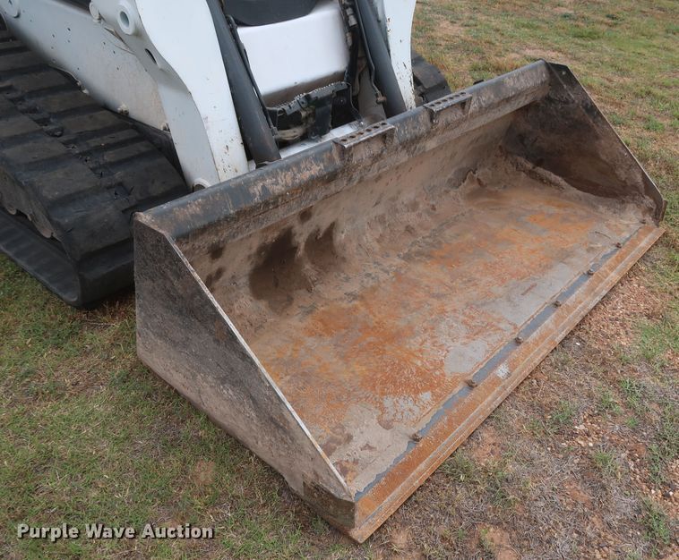 image for item DH0899 2013 Bobcat T650  tracked skid steer loader