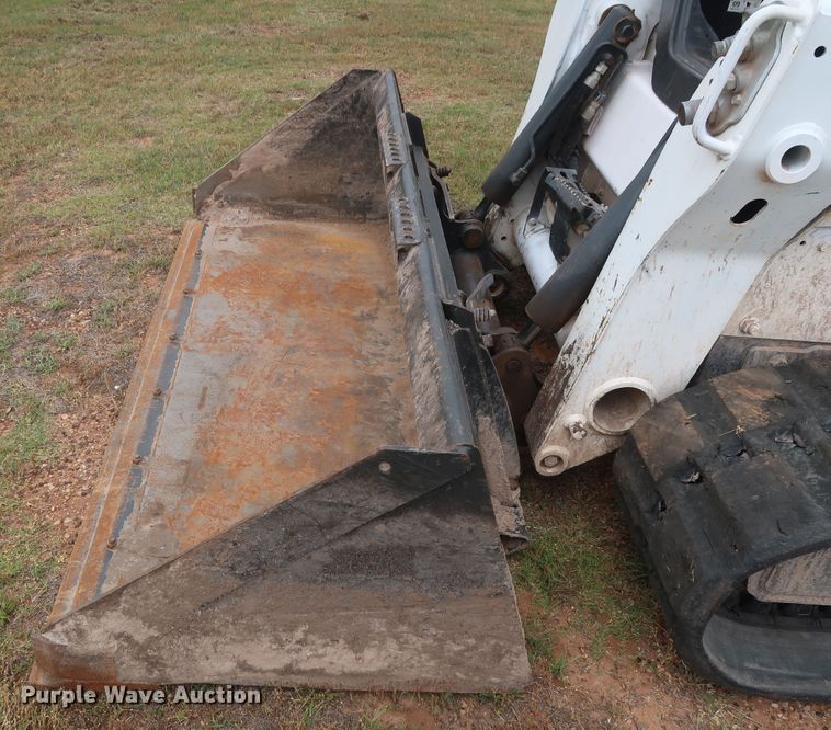 image for item DH0899 2013 Bobcat T650  tracked skid steer loader