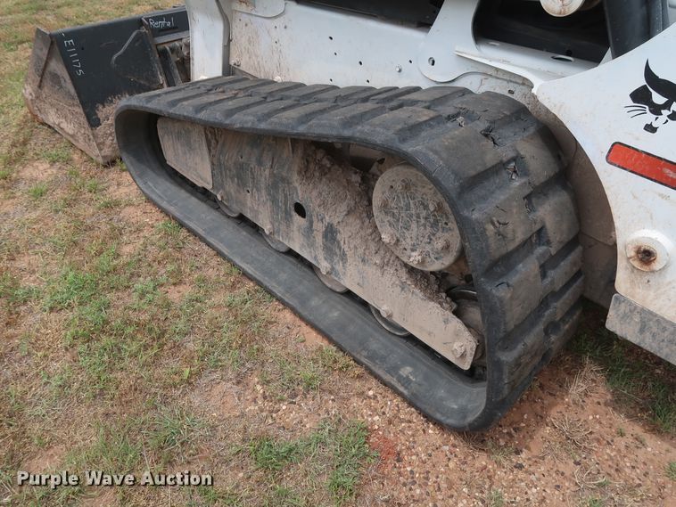 image for item DH0899 2013 Bobcat T650  tracked skid steer loader
