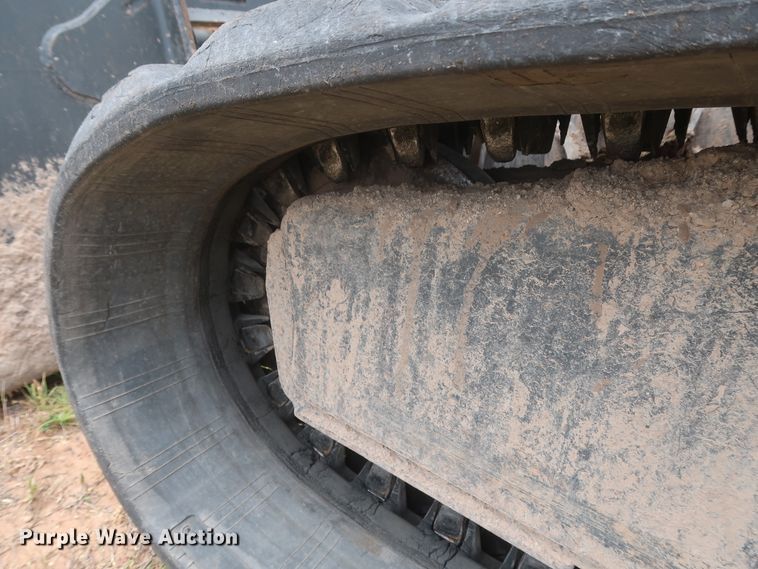 image for item DH0899 2013 Bobcat T650  tracked skid steer loader