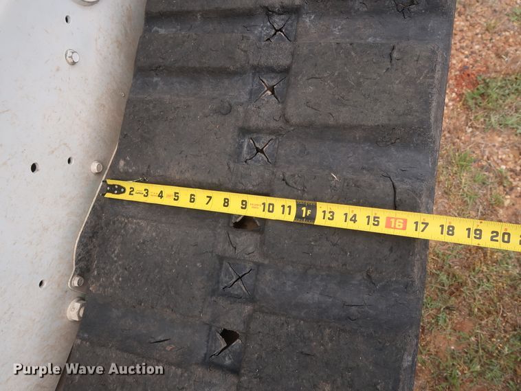 image for item DH0899 2013 Bobcat T650  tracked skid steer loader