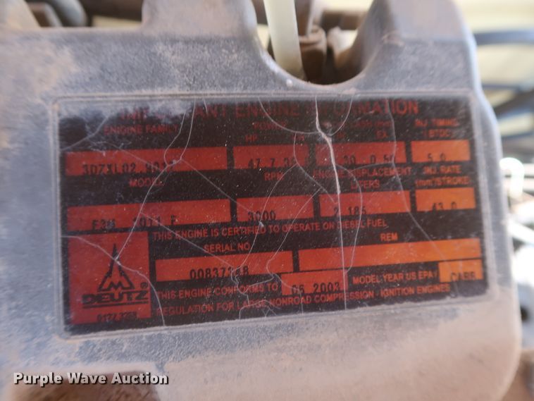 image for item DH0901 2004 JLG 400S  boom lift