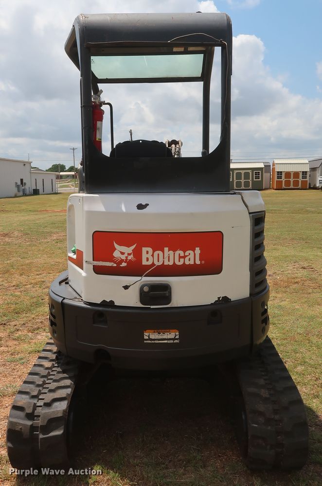 image for item DH0902 2012 Bobcat E26  mini excavator