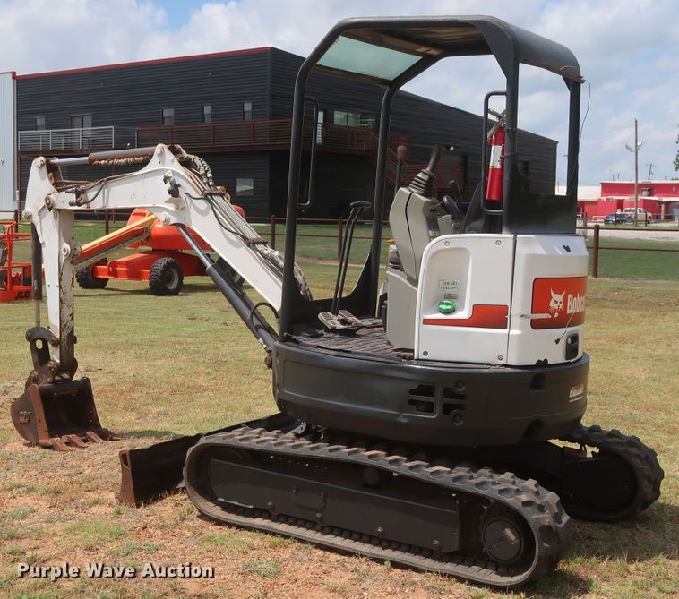 image for item DH0902 2012 Bobcat E26  mini excavator