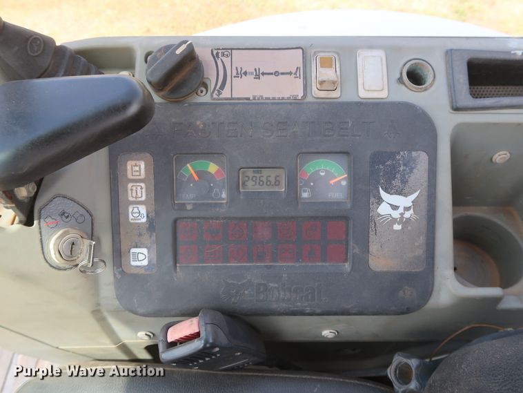 image for item DH0902 2012 Bobcat E26  mini excavator