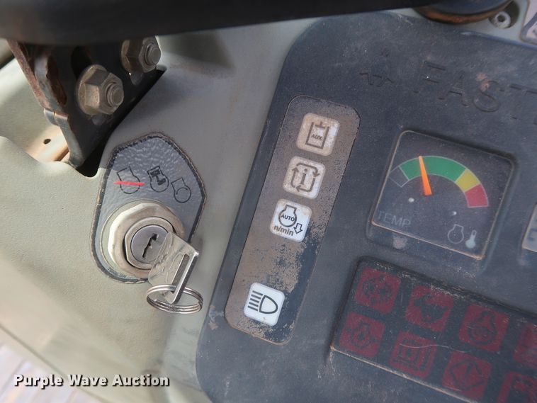 image for item DH0902 2012 Bobcat E26  mini excavator