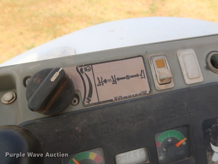 image for item DH0902 2012 Bobcat E26  mini excavator