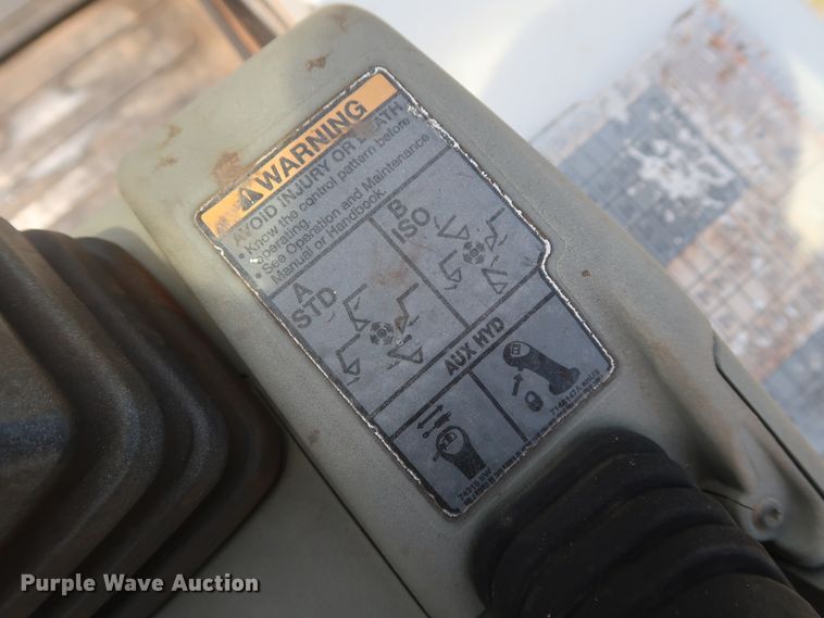 image for item DH0902 2012 Bobcat E26  mini excavator