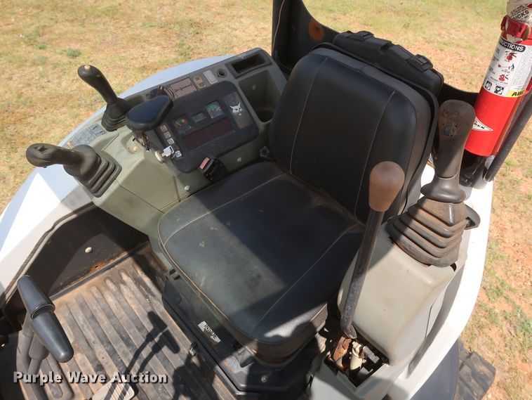 image for item DH0902 2012 Bobcat E26  mini excavator