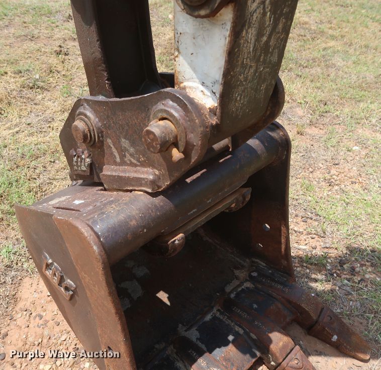 image for item DH0902 2012 Bobcat E26  mini excavator