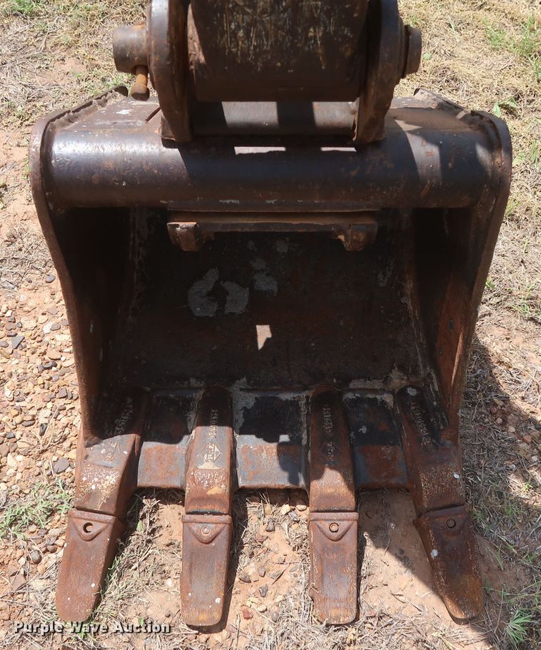 image for item DH0902 2012 Bobcat E26  mini excavator