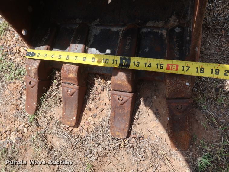 image for item DH0902 2012 Bobcat E26  mini excavator