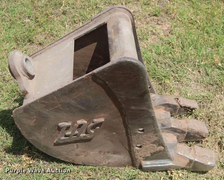 image for item DH0902 2012 Bobcat E26  mini excavator