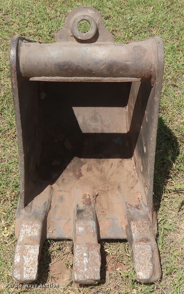 image for item DH0902 2012 Bobcat E26  mini excavator