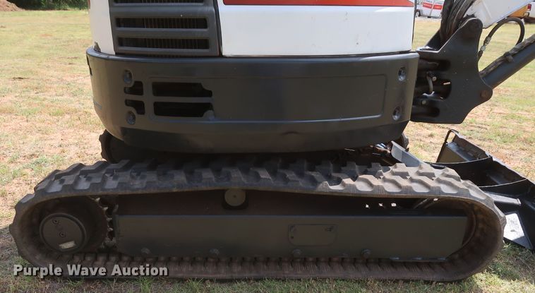 image for item DH0902 2012 Bobcat E26  mini excavator